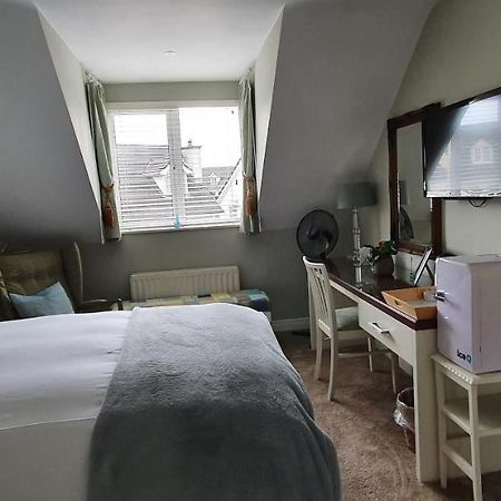Grove Bed & Breakfast Coleraine Esterno foto