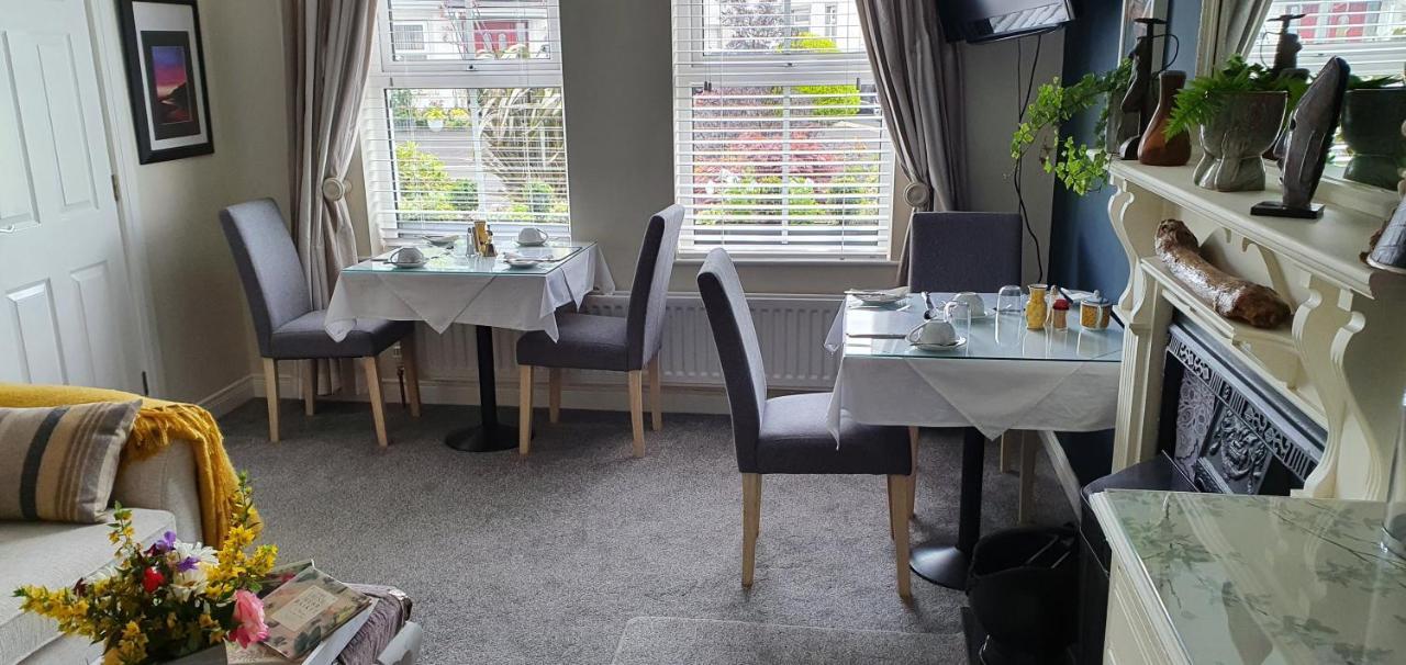 Grove Bed & Breakfast Coleraine Esterno foto